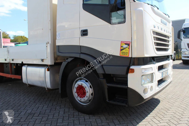 Camion Iveco 400 * EURO3 * 6X2 * LIFT * WINCH *...