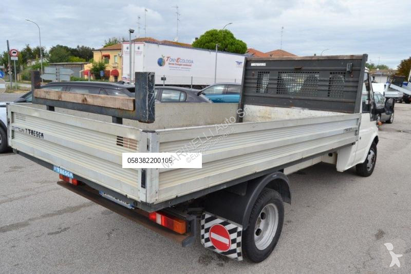 Furgoneta Ford 350 2.4 TD/125 CV