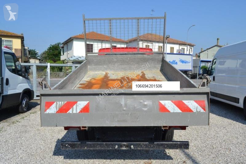 Véhicule utilitaire Iveco 35C13 2.3 CASSONE...