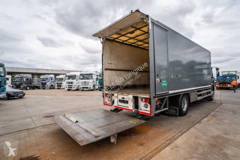 Camion DAF 55220(19 T-E6 )+DHOLLANDIA 2TON