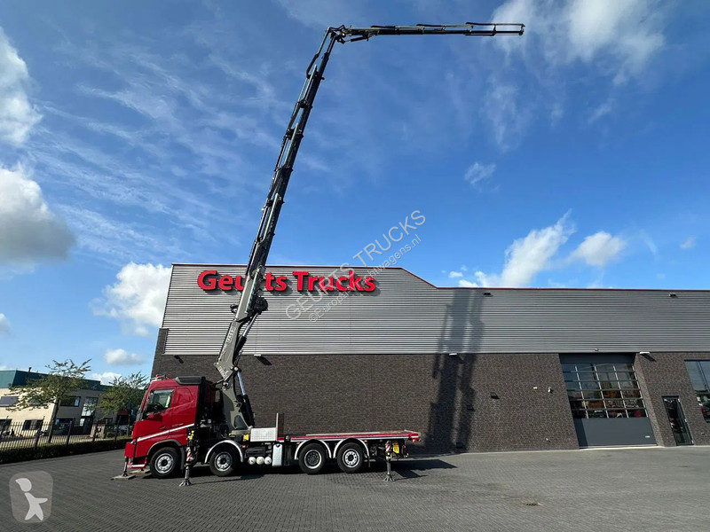 Lastbil Volvo 500 8X2F R BAKWAGEN MET FASSI...