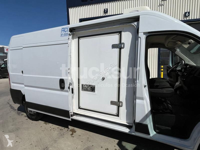 Vrachtwagen Citroën  120.35 L3H2 FRC-X