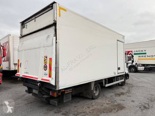 شاحنة Iveco