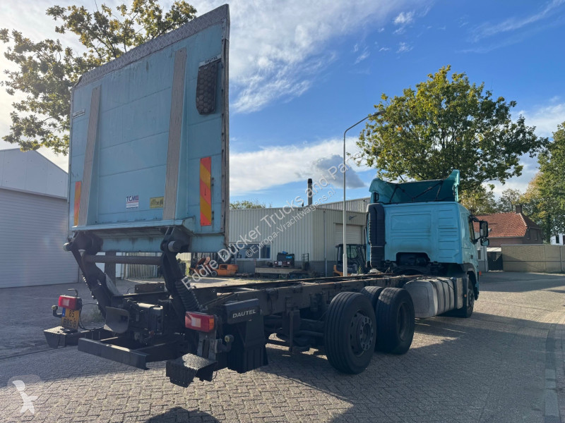 شاحنة Volvo EURO 5 EEV 6X2