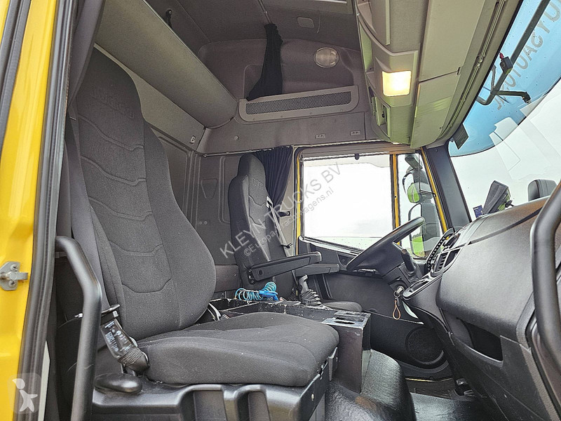 شاحنة Iveco 120E28 EUROCARGO FLY DECK 2 CARS