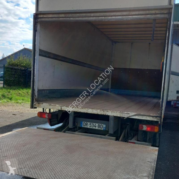 شاحنة Renault  Gamme D