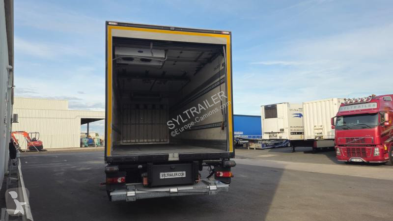 Lastbil Renault  D WIDE (LOA Location avec...
