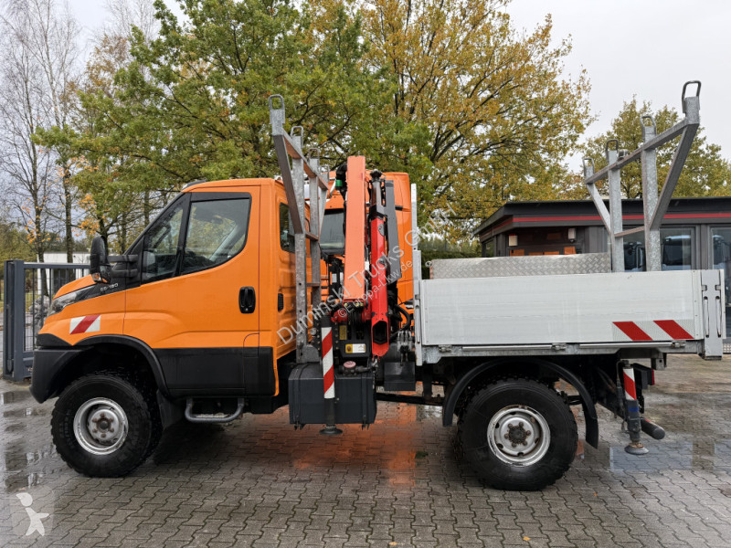 شاحنة Iveco 55S18W 4X4 Palfinger PK 7.501