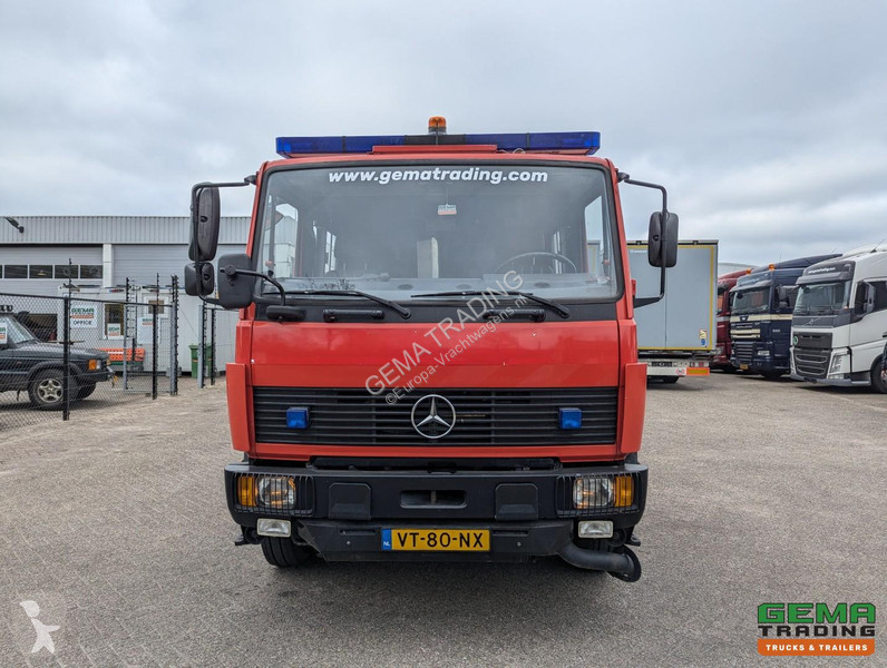 شاحنة Mercedes AF 4x4 Dubbelcab 6Cil - 9 Pers -...