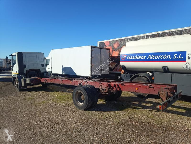 شاحنة Iveco  150 E 24