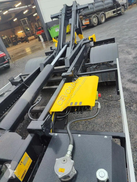 شاحنة MAN 12.250 with NEW Containersystem /...