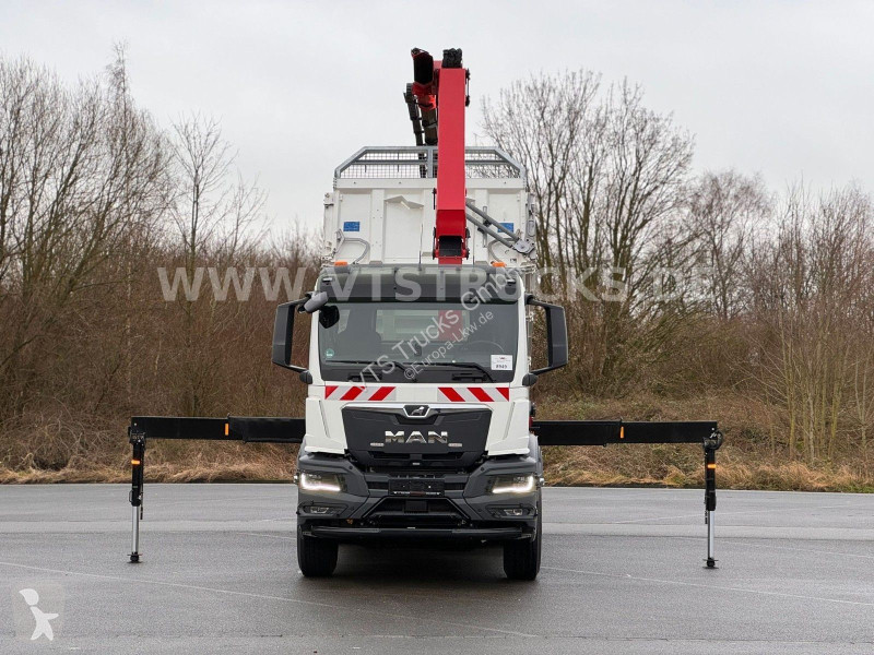 شاحنة MAN 26.520 6x4H-4 BL Meiler + HMF 2320...