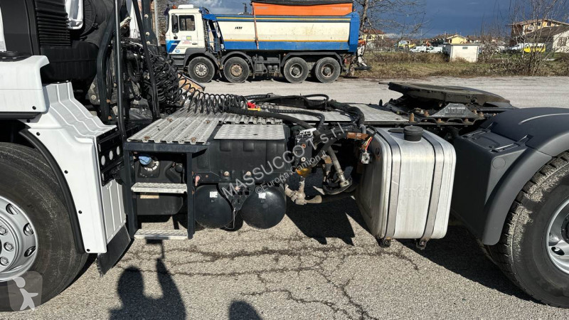 شاحنة MAN TGS 18.440 4x2