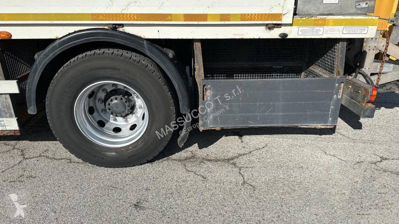 شاحنة Volvo FE 250 4X2