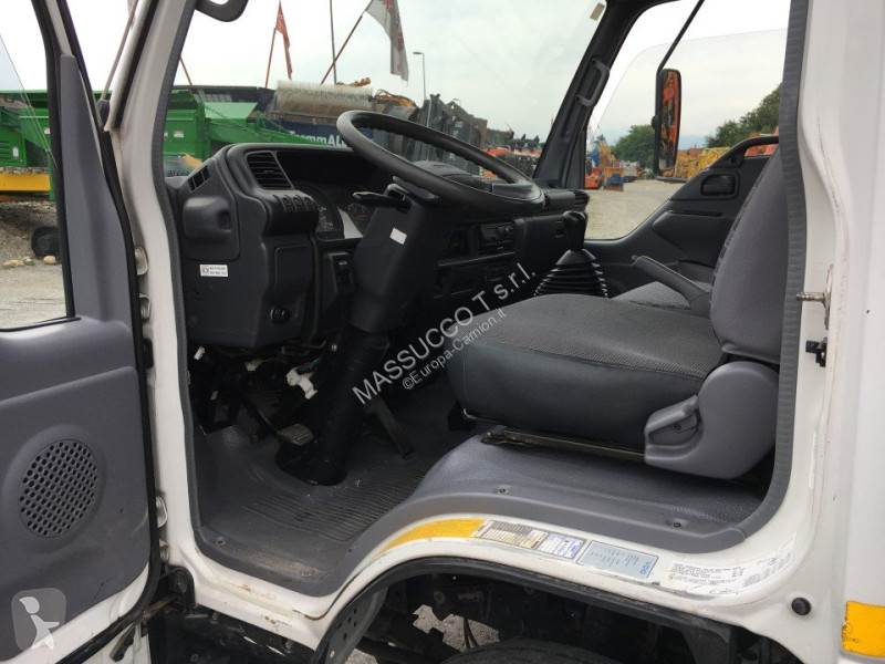 Грузовик Isuzu NQR175.75