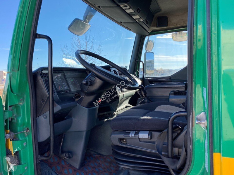 شاحنة Renault 340