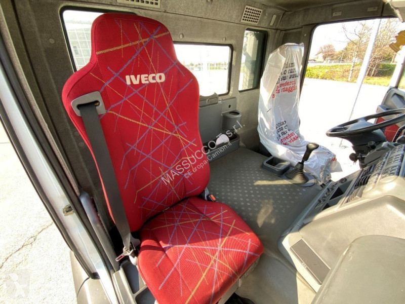 شاحنة Iveco STRALIS 270