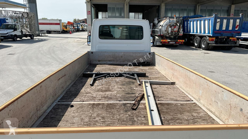 شاحنة Iveco DAILY 35C13 4x2
