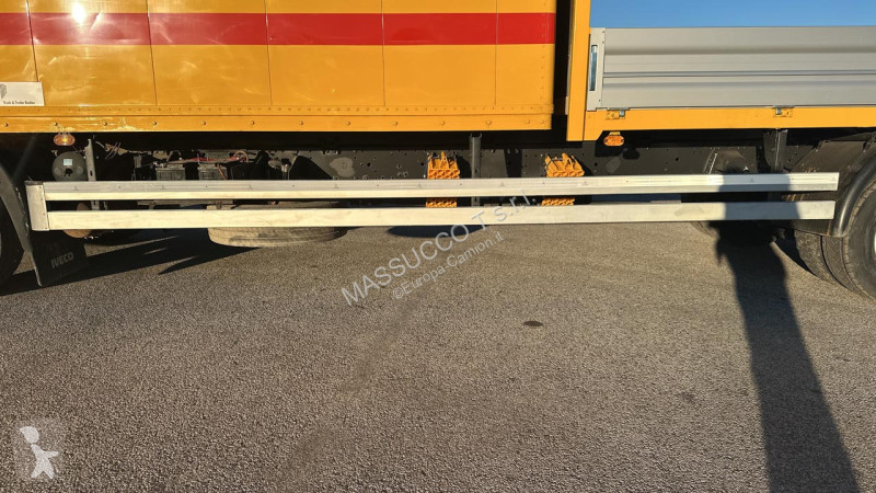 شاحنة Iveco ML120E18 4x2