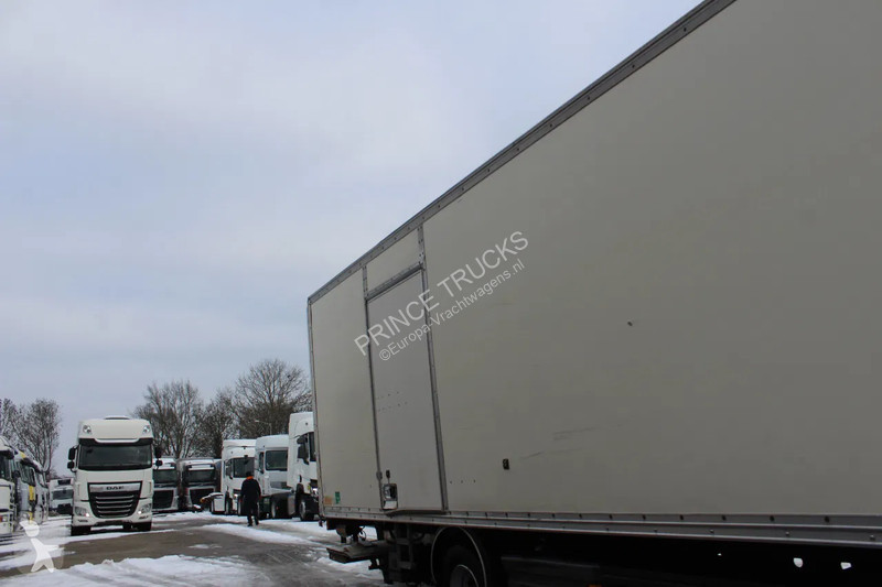 شاحنة Mercedes 1224 * EURO5 * 4X2 *