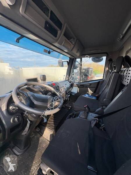 شاحنة Iveco
