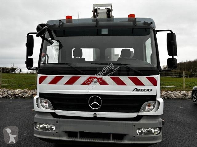 شاحنة Mercedes ATEGO