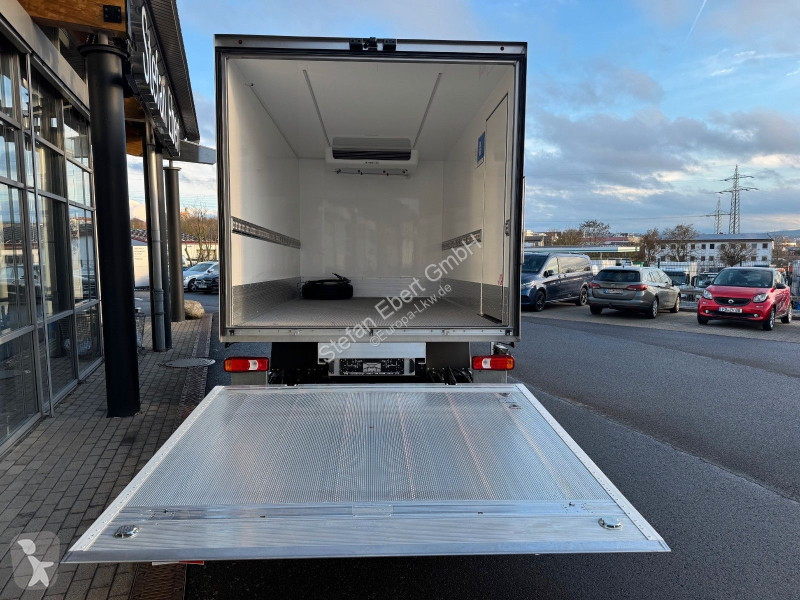 شاحنة Iveco 70C18 HA8 *R.3750mm*Automatik*LBW*
