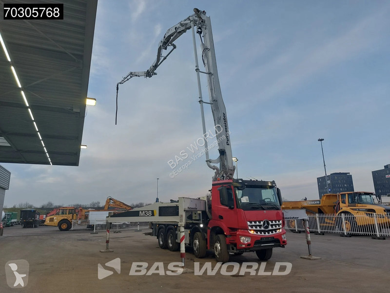 شاحنة Mercedes 3240 8X4 38mtr Putzmeister BSF...