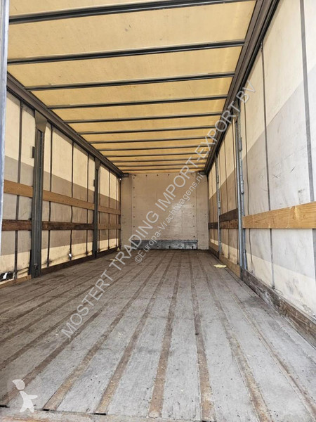 شاحنة Renault 270 DXI Renault 270 DXI – 4x2 –...