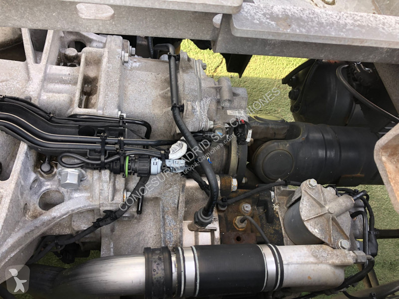 شاحنة Mercedes  2648 L CHASIS + BDF