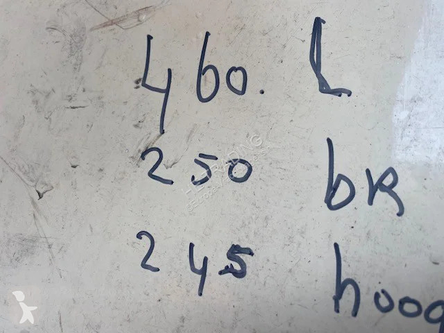 تجهيزات الآليات الثقيلة Volvo 250 wissellaadbak...