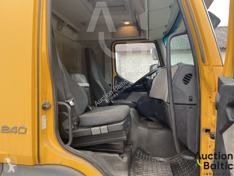 Camion Volvo 240 4x2