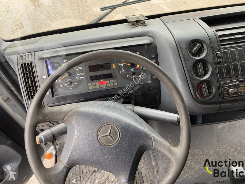 Camion Mercedes 815