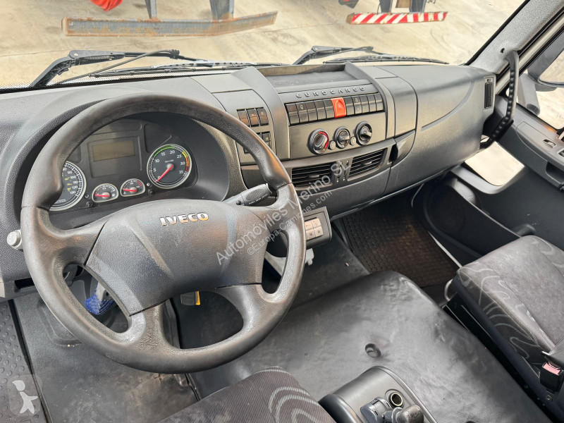 شاحنة Iveco EUROCARGO 180E28
