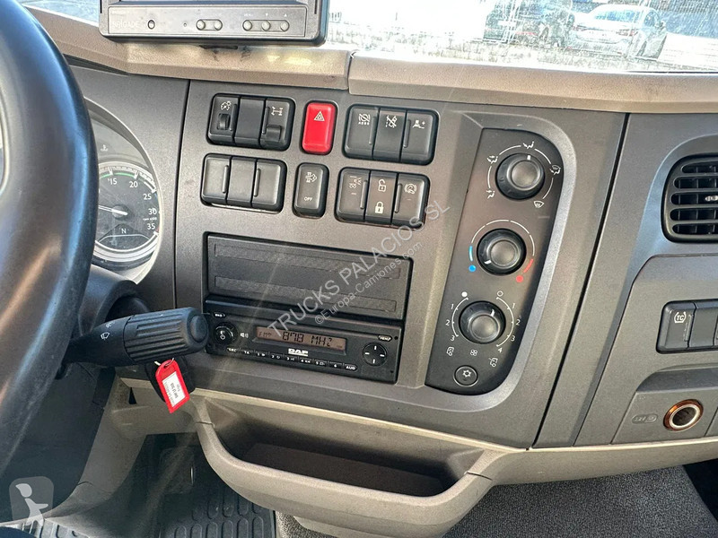 Camión DAF 310 Frigorífico para carne colgada