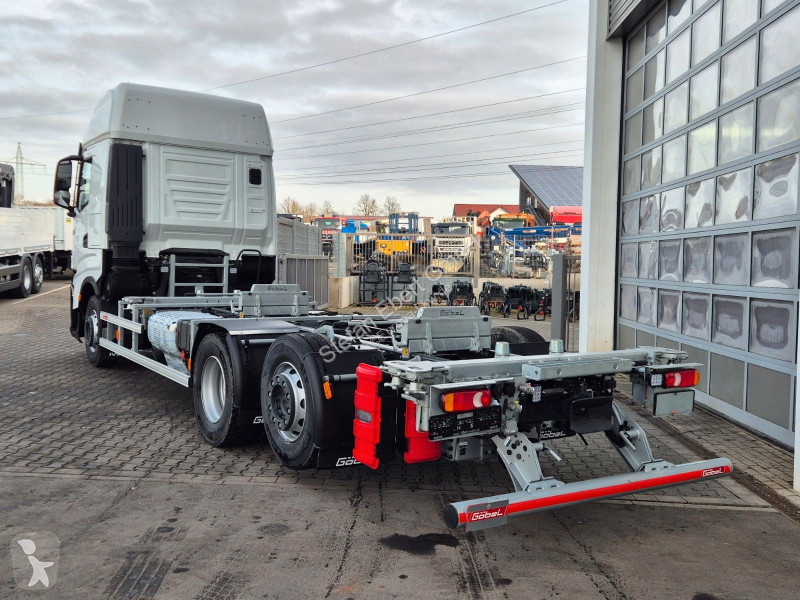 شاحنة Iveco S-Way AS260S50Y/FS CM 6x2 BDF