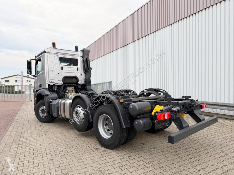 Camion Mercedes Arocs 2542 L 6x2/4 Arocs...