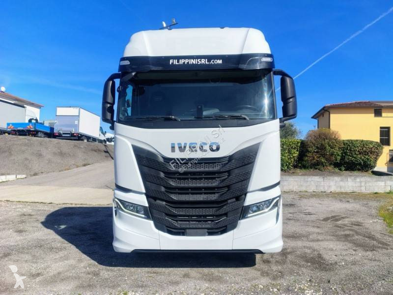 شاحنة Iveco