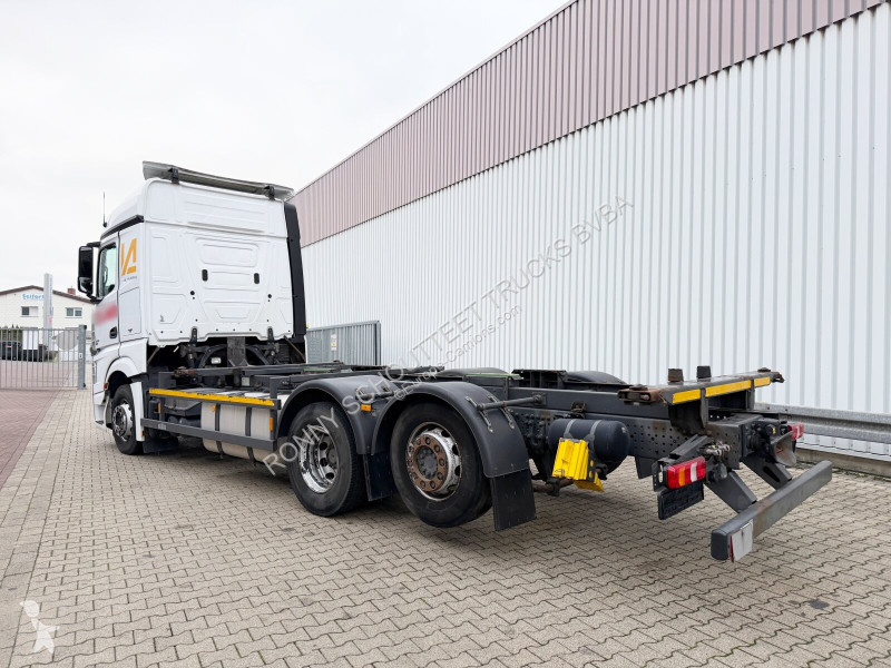 شاحنة Mercedes Actros 2542 L 6x2 Actros 2542 L...