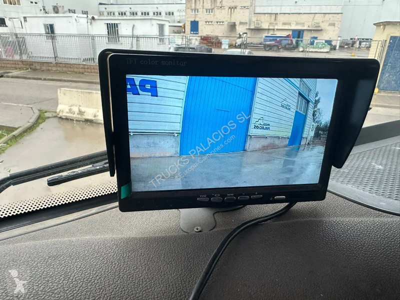شاحنة DAF 430 tercer eje elevable y direccional