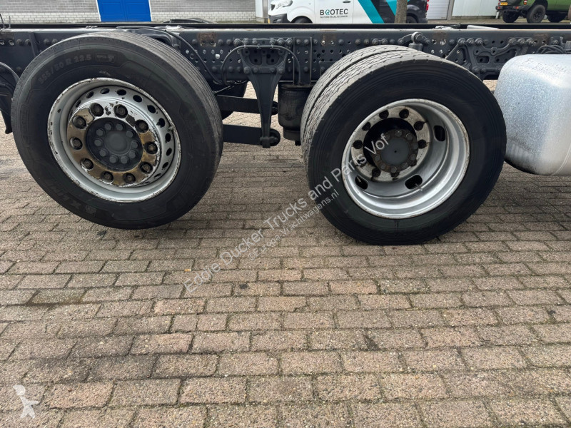 شاحنة Mercedes ACTROS 2542 BLEUTEC 6 6X2