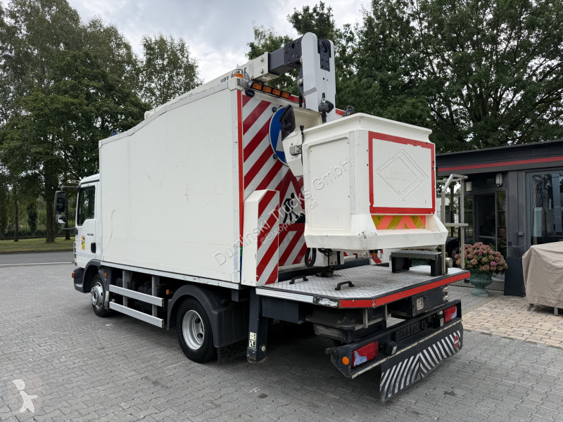 Camion MAN TGL 12.180 Koffer mit Ruthmann...