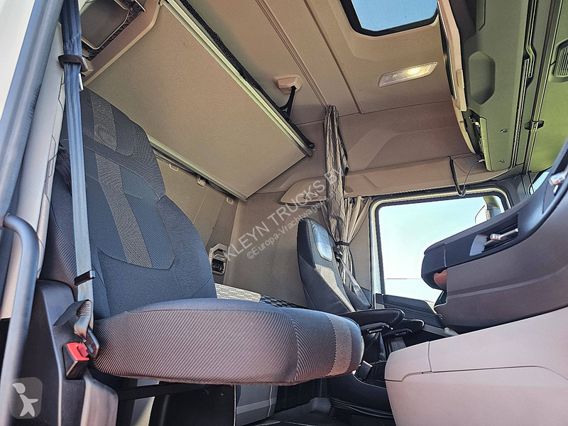 شاحنة DAF XG 480 R INTARDER