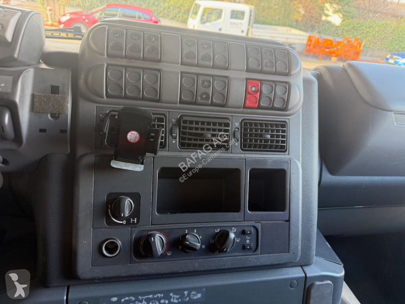 شاحنة Iveco 260s45