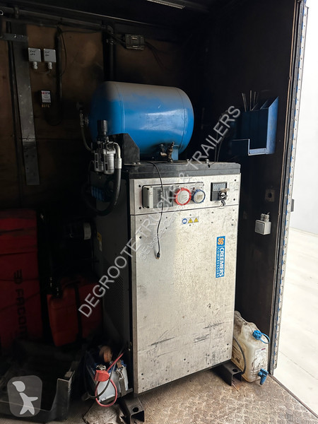 شاحنة DAF 220