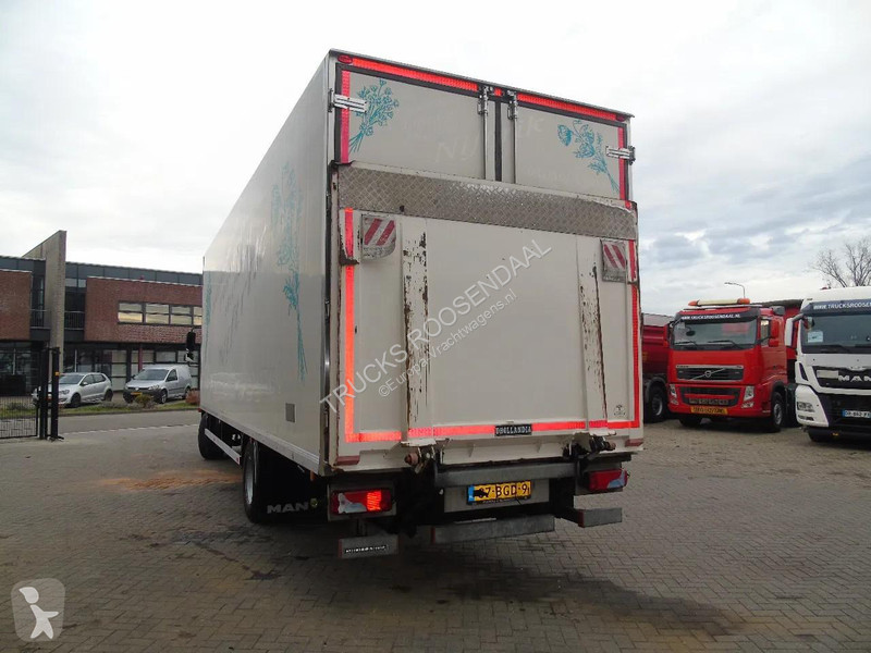 شاحنة MAN 12.250 + EURO 6