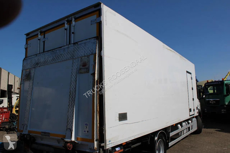شاحنة Mercedes 1924 + THERMO KING 1200 + LIFT +...