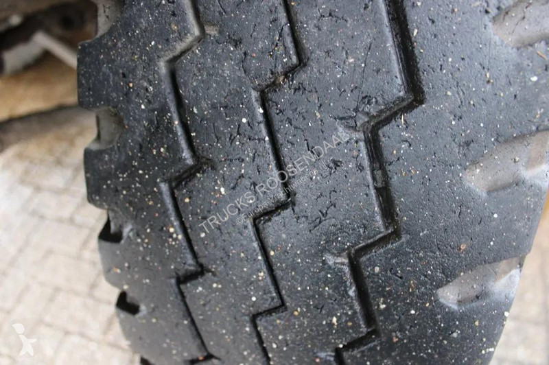 Camion MAN 50 .414 + 8X4 + SPRING SPRING + MANUAL