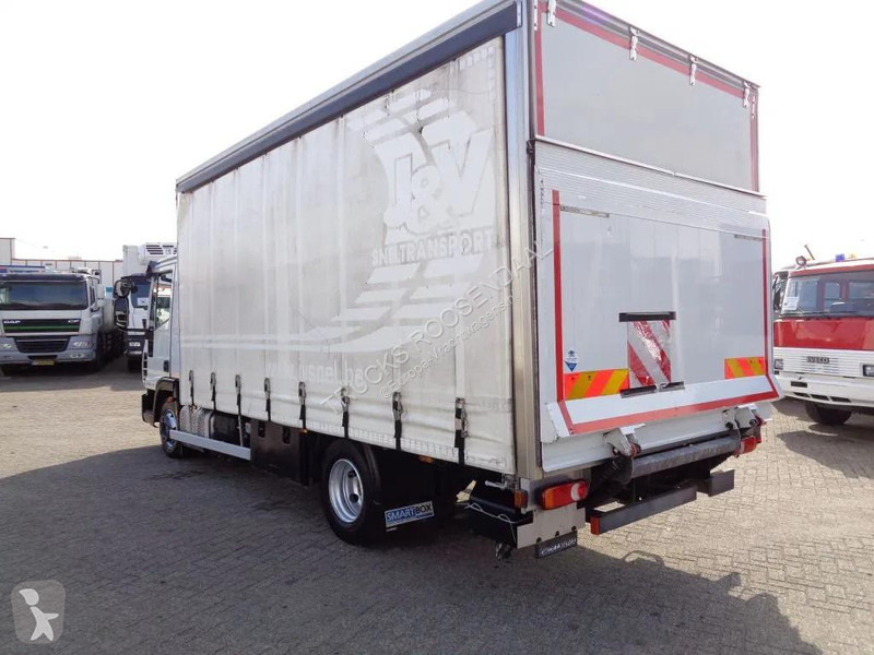 شاحنة Iveco 80EL21 Manual + Euro 6 + Dhollandia...
