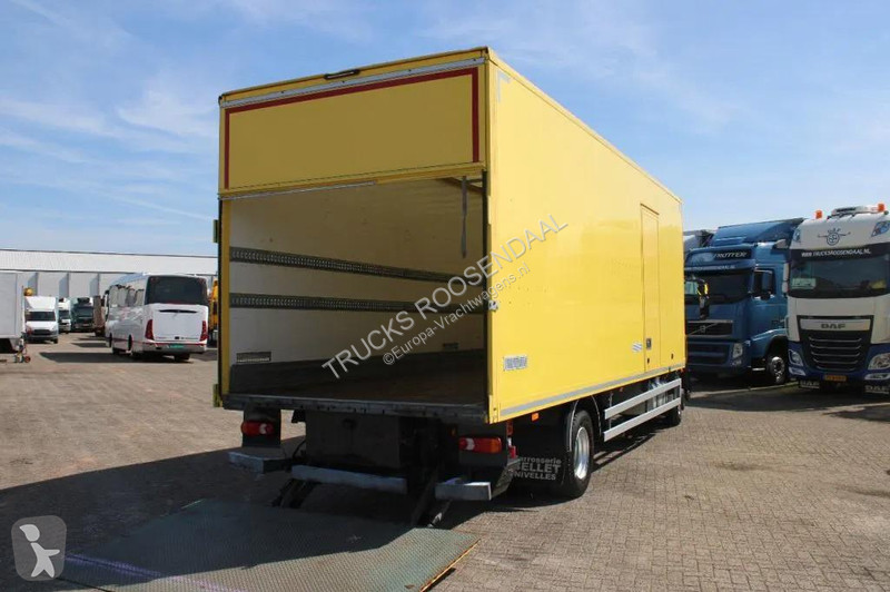 شاحنة Iveco 120E21 + Euro 6 + Dhollandia Lift +...